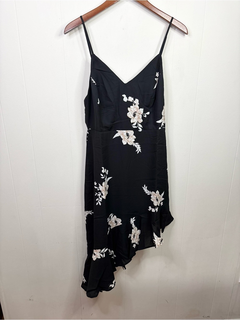 Lulus floral black white cami dress asymmetrical hem size M new